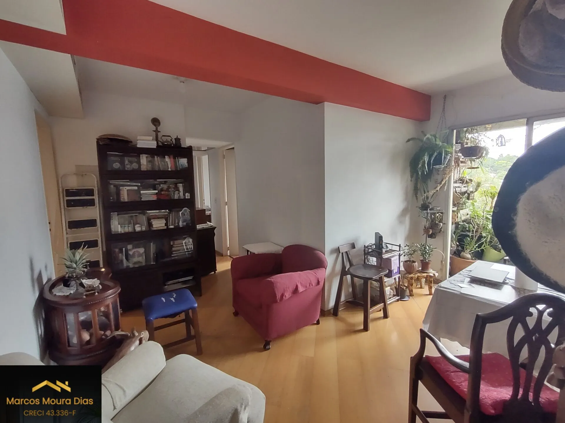 Foto do imóvel Apartamento Via Gomes ( Butantã), sala com Varanda, 3 Dormitórios, 2 Banheiros, 1 Vaga, Prédio com Lazer, Portaria 24 hs e Gerador