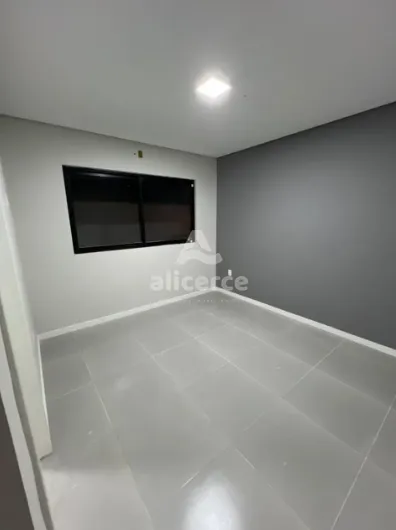 Imagem Casa à venda com 2 quartos 1 suíte, 117m² em Forquilhas São José