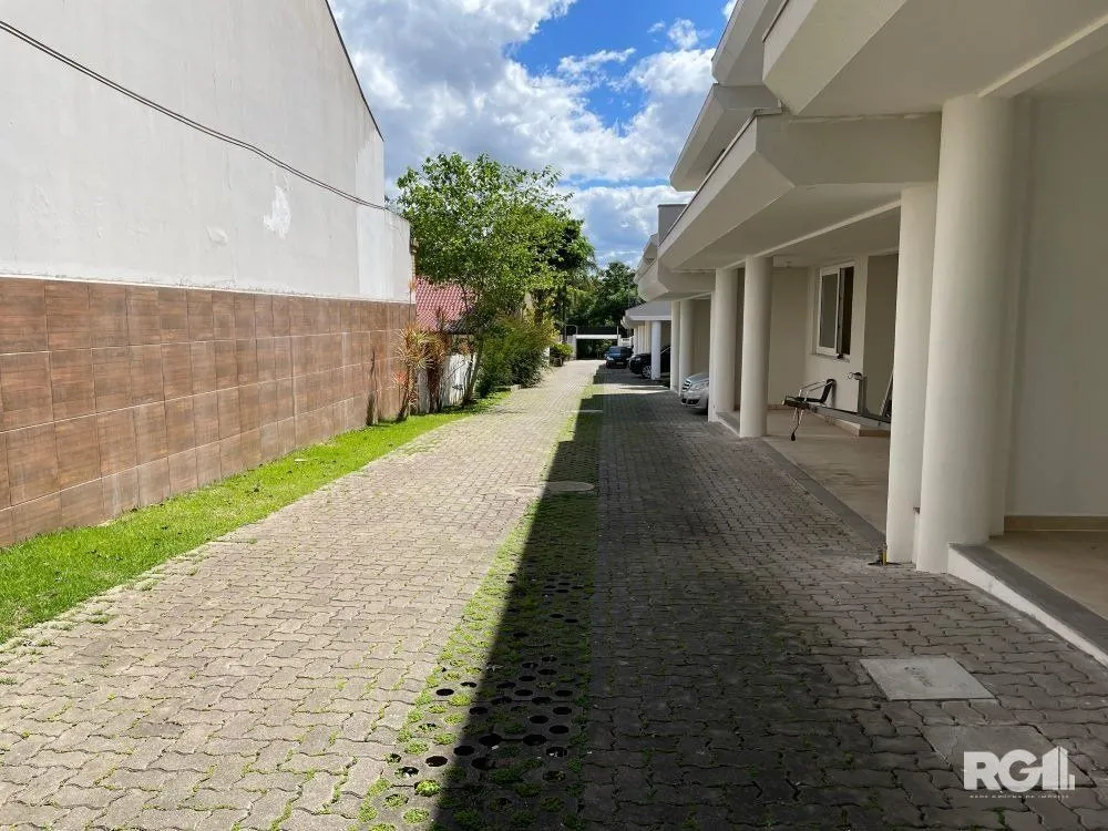 Imagem CASA A VENDA CONDOMINIO PEDRA REDONDA 03 DORMITORIOS