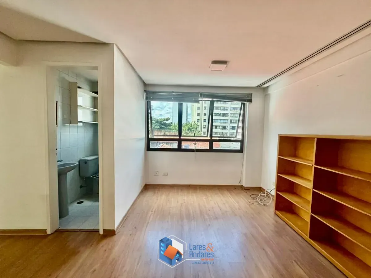 Imagem Conjunto comercial para venda em Vila Mariana, 64m²