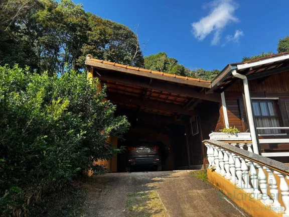 Imagem A venda propriedade com 1.400 m² de terreno e 3 imóveis - 890 mil