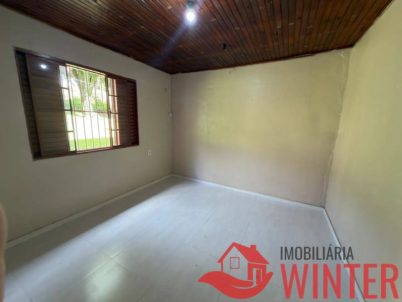 Imagem Imóvel com 2 casas e um galpão