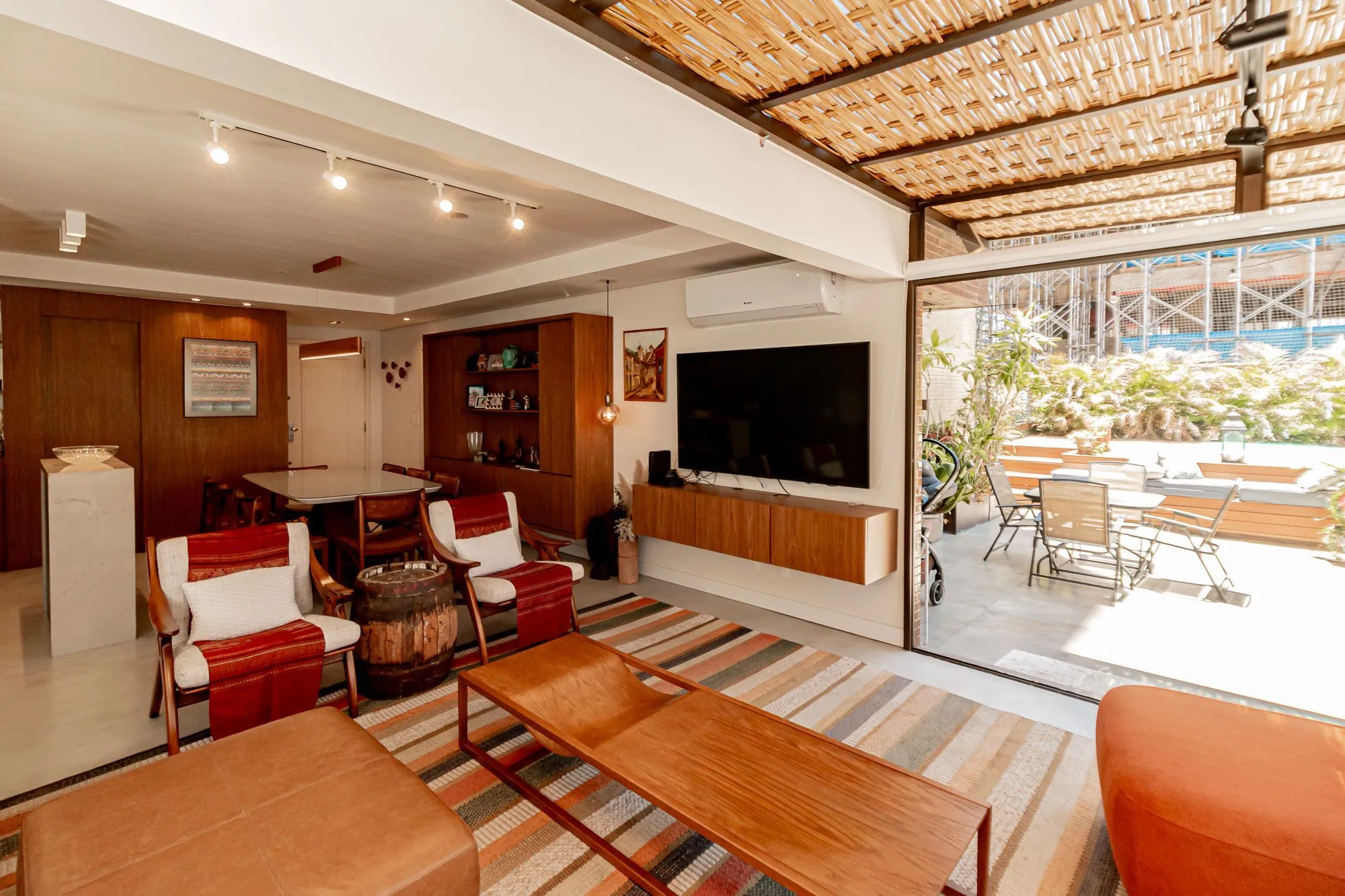 Imagem Apartamento garden 146m² com piscina. Bairro Mont Serrat