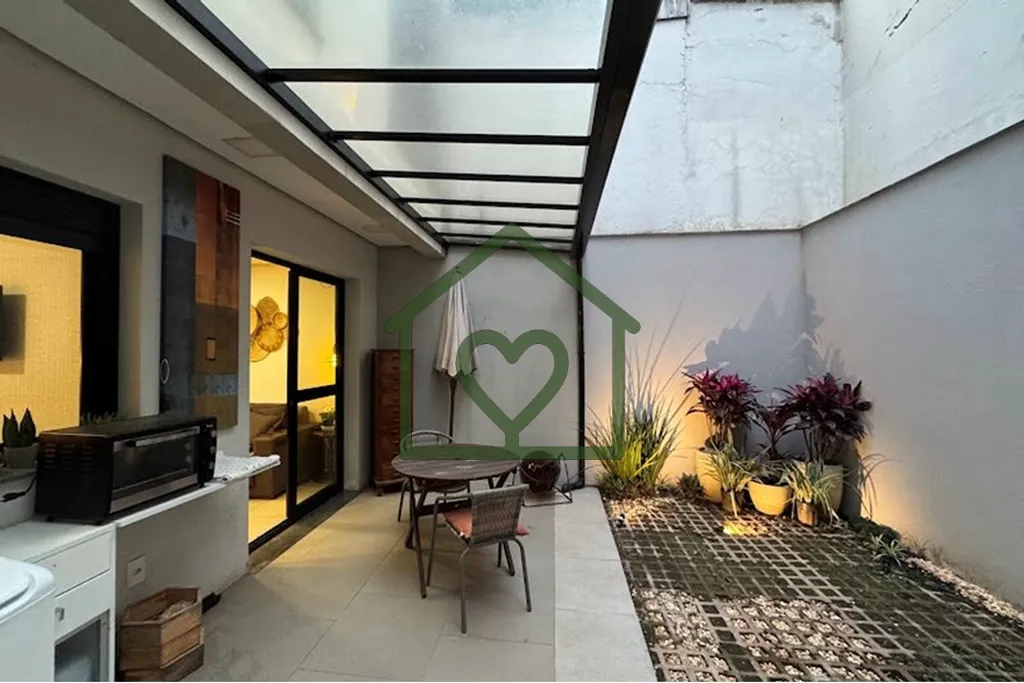 Imagem Descubra o encanto de viver em Menino Deus, Porto Alegre, com este apartamento Garden à venda por u...
