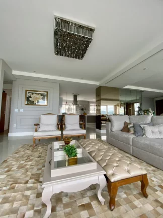 Imagem Apartamento alto padrão com vista panorâmica em Balneário Camboriú.
