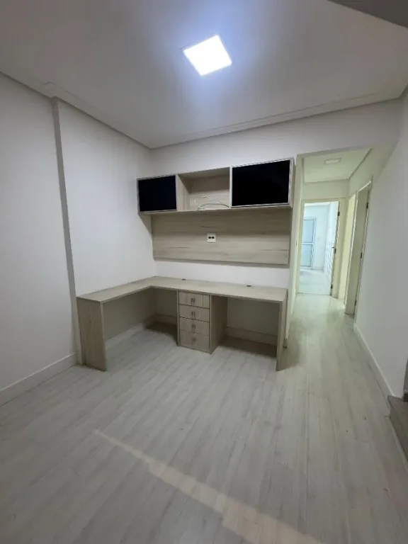 Imagem APARTAMENTO COM 262,00 m² - GUILHERMINA - PRAIA GRANDE SP