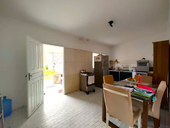 Imagem Casa para Venda em Recife, Jardim São Paulo, 3 dormitórios, 1 suíte, 1 banheiro, 3 vagas