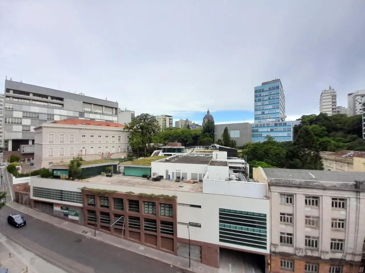 Imagem Sala comercial à venda em Porto Alegre, Centro Histórico, 42.23m2