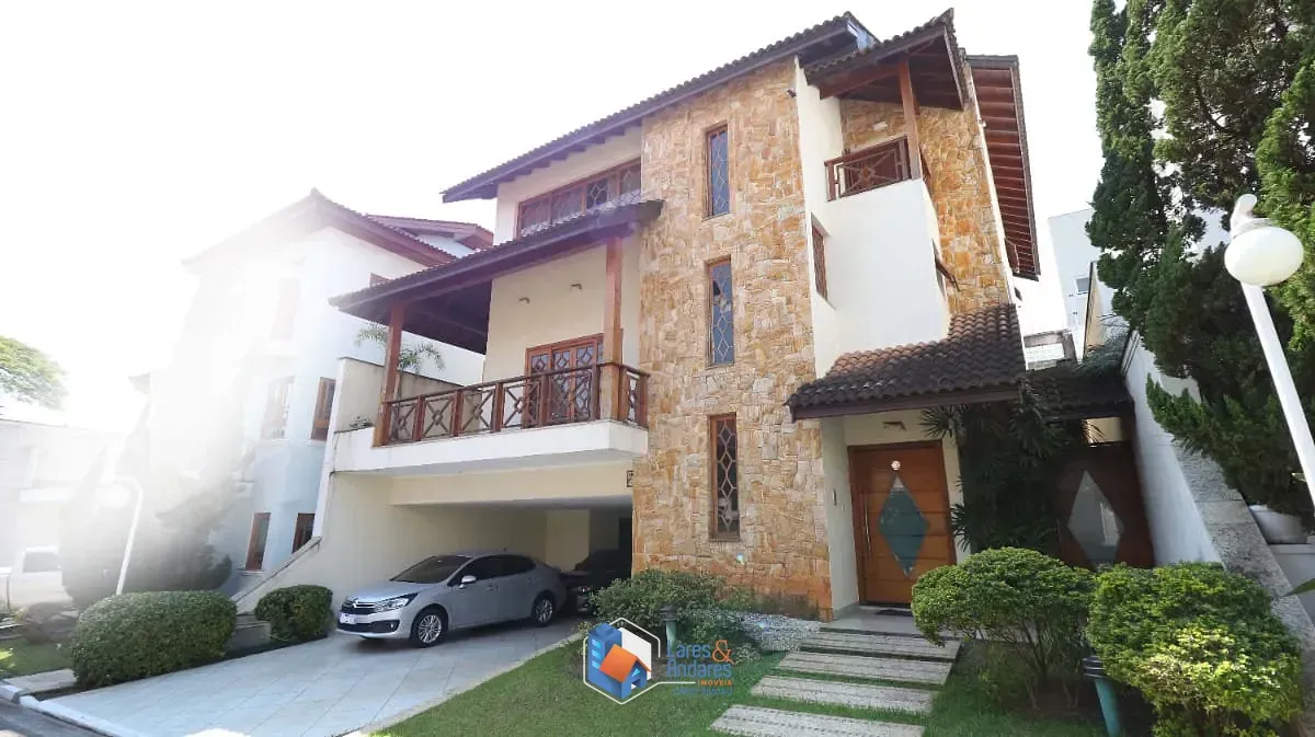 Foto do imóvel Casa no condomínio Condomínio Residencial Chácara Francesa para venda com 5 quartos, sendo 4 suítes, 444m² em Avenida Nova Cantareira