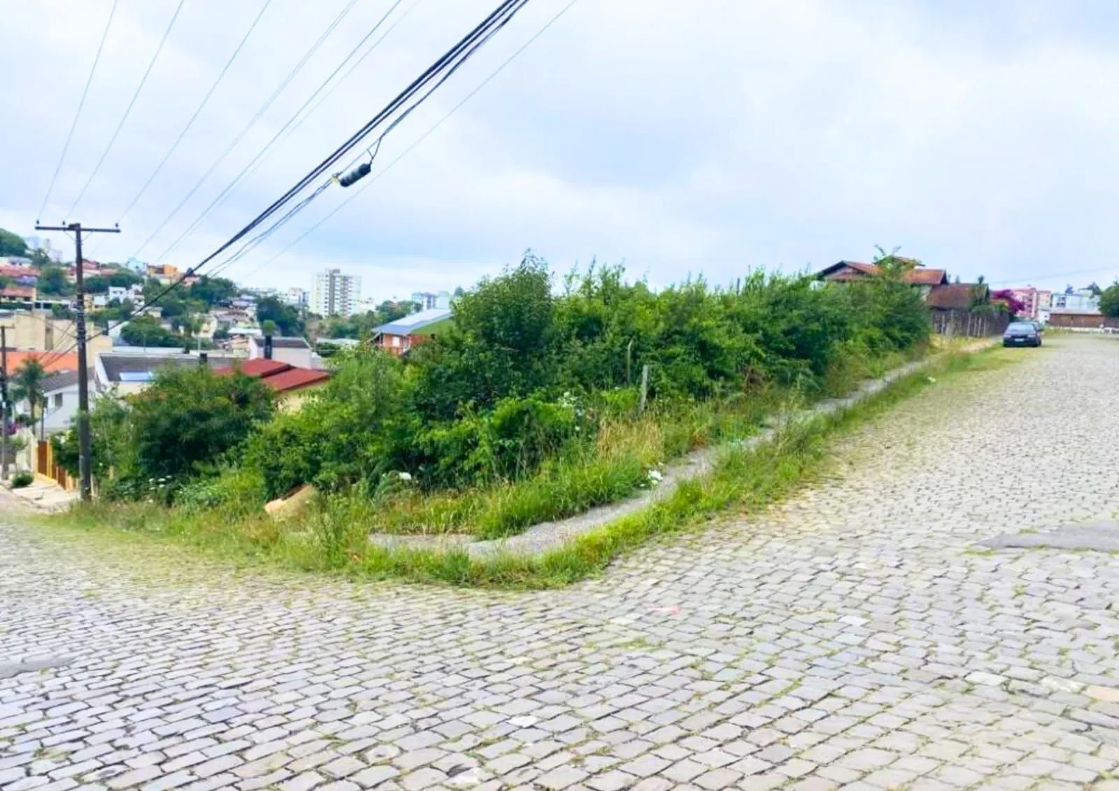 Imagem Terreno à venda em Caxias do Sul, Sanvitto, 502m2