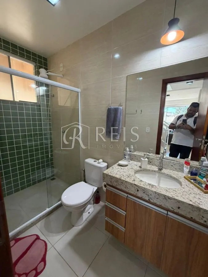 Imagem Casa para Venda em Rio das Ostras, Terra Firme, 3 dormitórios, 1 suíte, 3 banheiros, 1 vaga