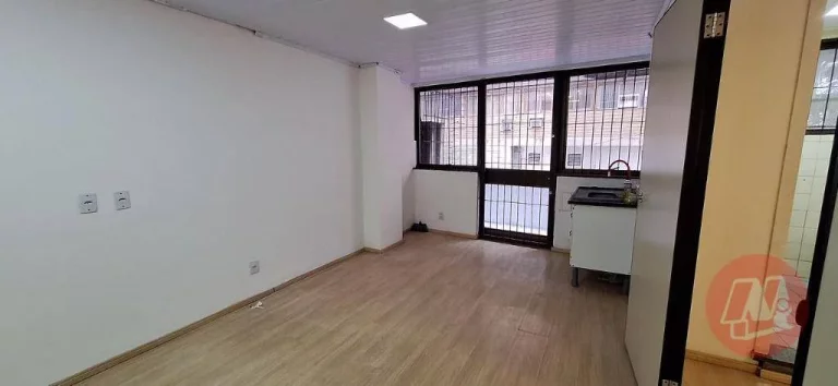 Imagem Loja para alugar, 67 m² por R$ 18.029,60/mês - Centro - Porto Alegre/RS