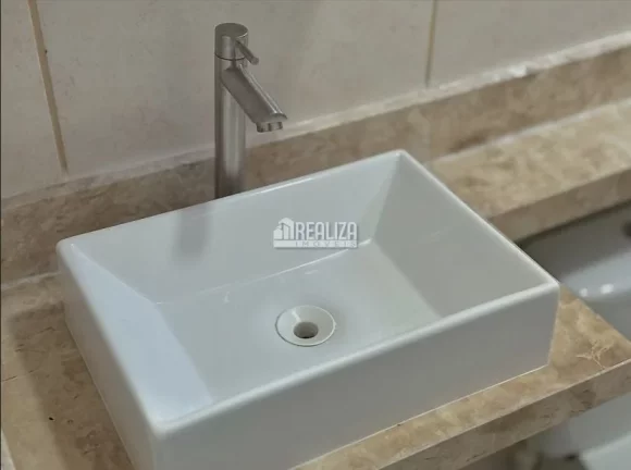 Imagem Oportunidade exclusiva: Apartamento de 2 dormitórios com piscina no Condomínio Condomínio Park Torino, em Uberaba