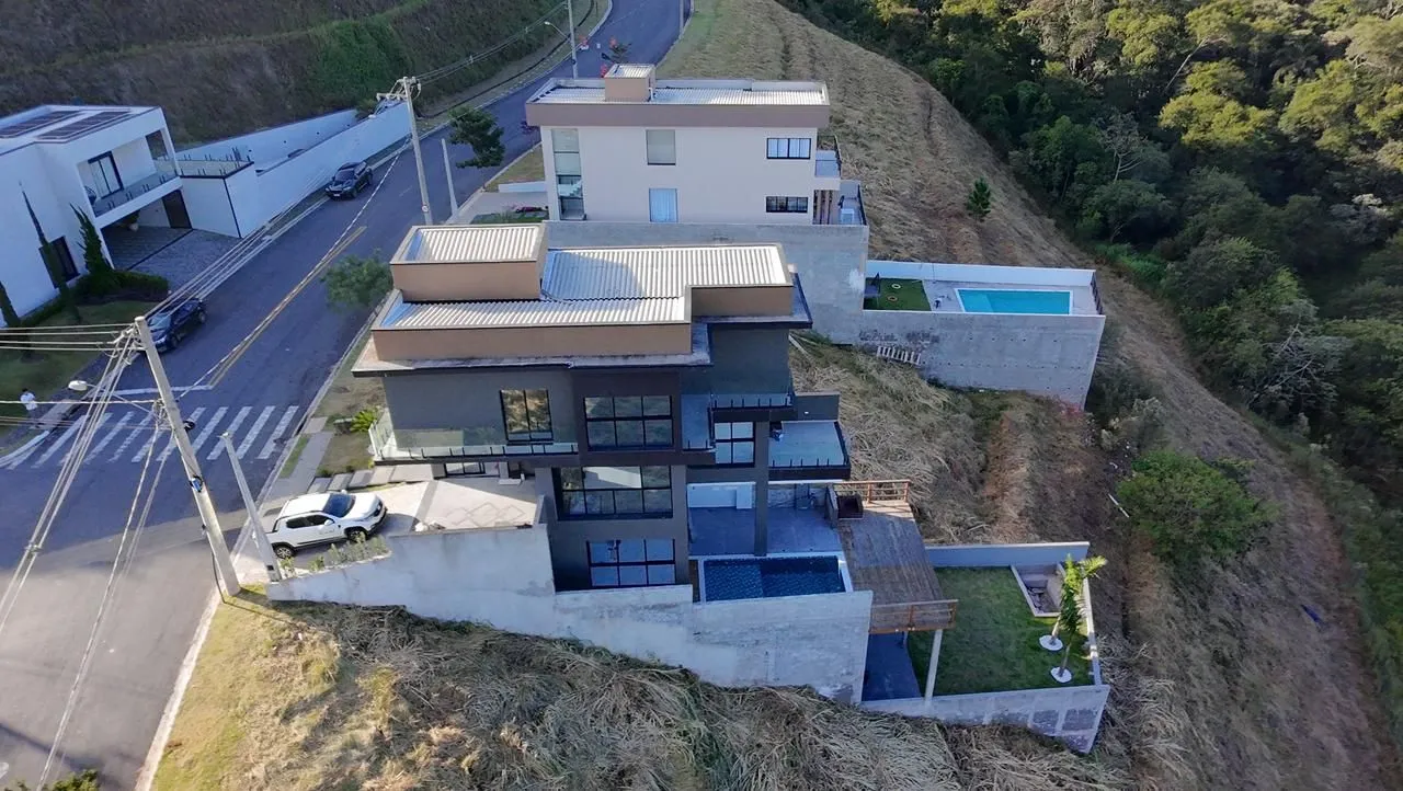 Imagem Sobrado com 3 dormitórios à venda, 230 m² por R$ 2.800.000,00 - Parque Santa Tereza - Santa Isabel/SP