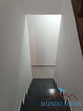 Imagem Oportunidade! Sobrado com Suíte e Quintal a 5 Min da Estação Capuava !!!!!!