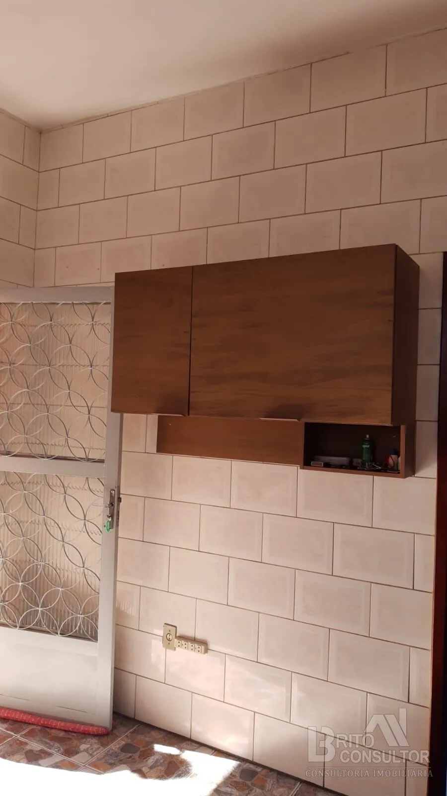 Imagem Casa com 2 Qts, Quintal, 3 Vagas ou mais, em Trindade, São Gonçalo/RJ