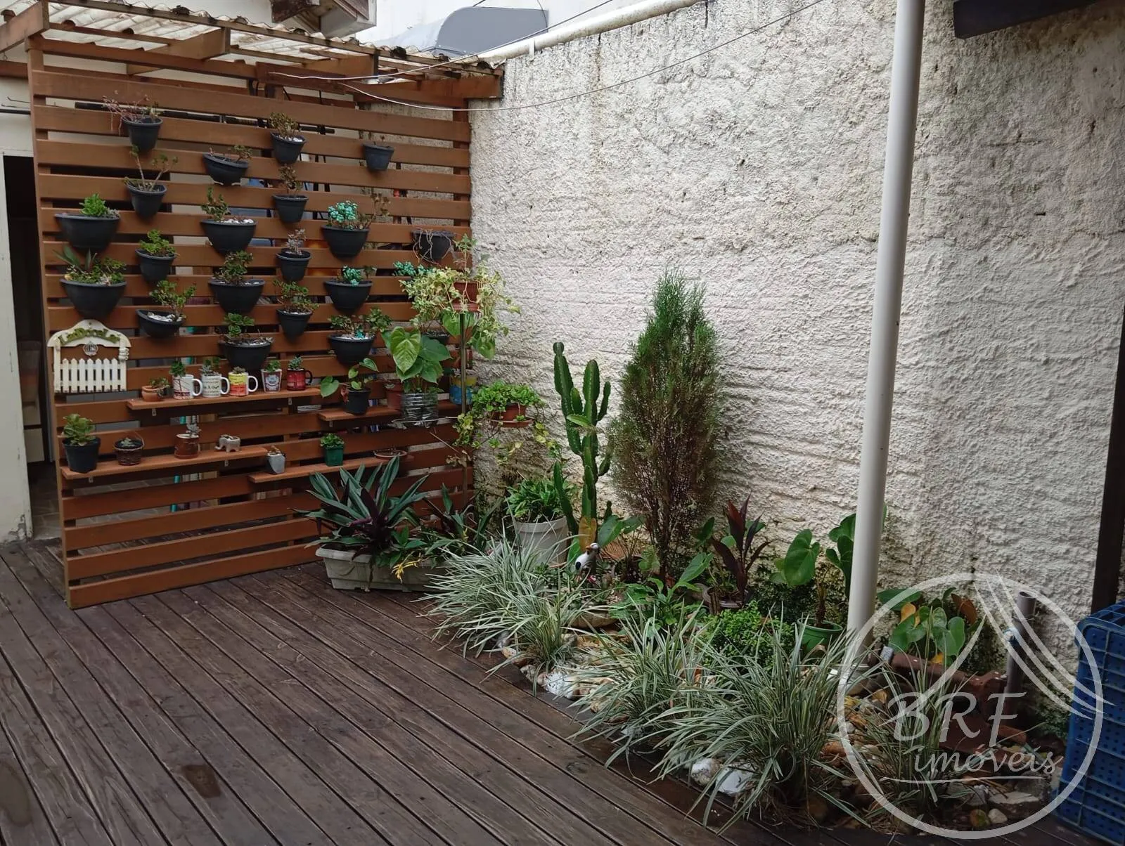 Imagem Excelente Casa 3 Dormitórios/Suíte c/ Piscina + Loft nos Ingleses
