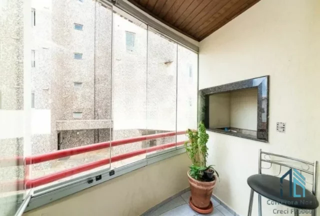 Imagem Apartamento ensolarado (permuta), 03 quartos c/suíte, 02 vagas, Semi mobiliado no Ahú em Curitiba PR