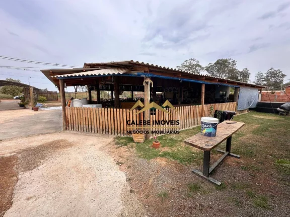 Imagem Chácara com 3 dormitórios à venda, 1000 m² por R$ 600.000,00 - Cerrado - Guareí/SP