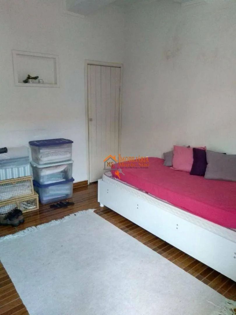 Imagem Casa com 3 dormitórios à venda, 176 m² por R$ 741.000,00 - Jardim Nova Taboão - Guarulhos/SP