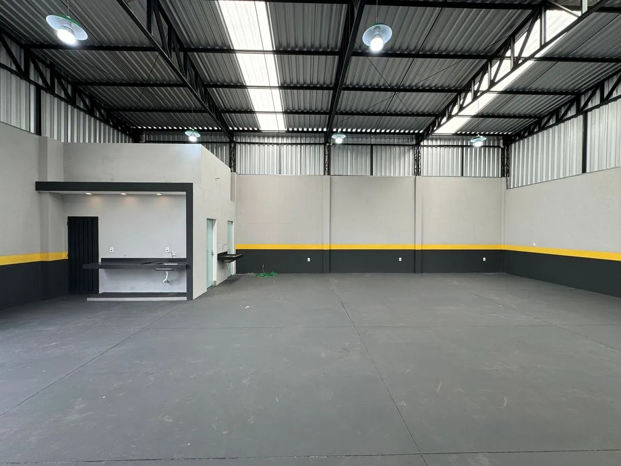 Imagem Galpão à venda, 170 m² por R$ 460.000,00 - Morada da Serra - Patos de Minas/MG