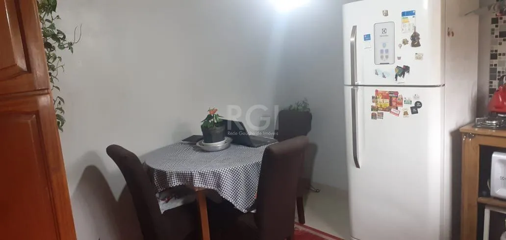 Imagem Casa para Venda - 170m², 3 dormitórios, sendo 1 suites, 2 vagas - Feitoria