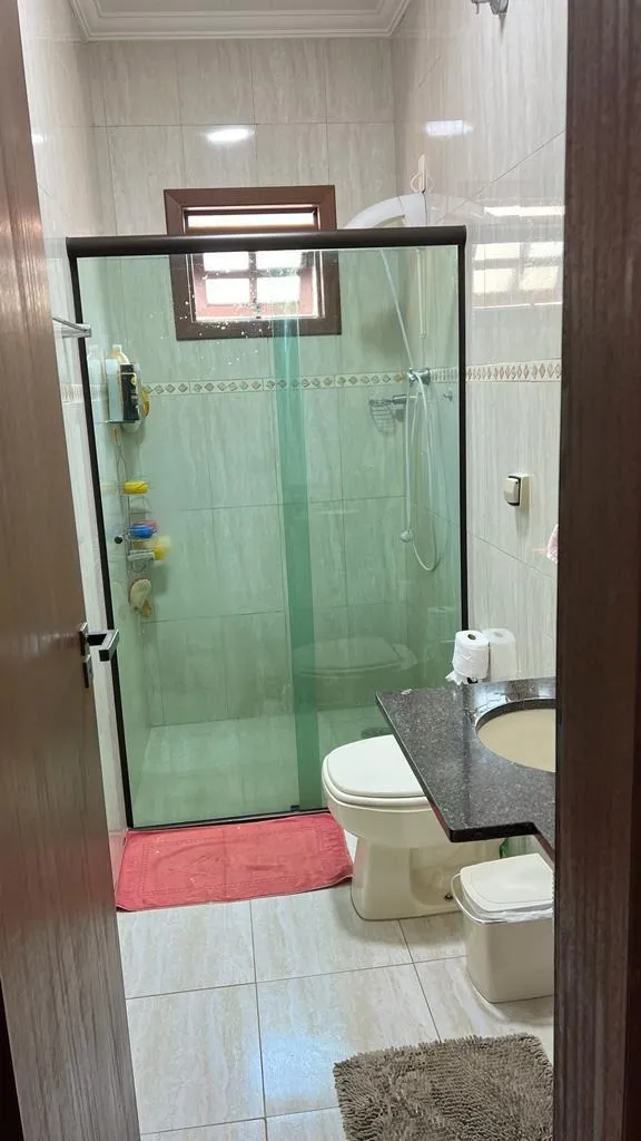 Imagem Charmosa Casa no Coração de Piedade - Conforto e Elegância em Cada Detalhe