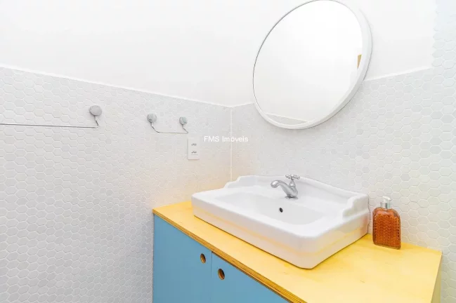 Imagem Apartamento à venda em São Paulo, República, 1 quarto, 1 sala, 1 banheiro, 28m² de área!