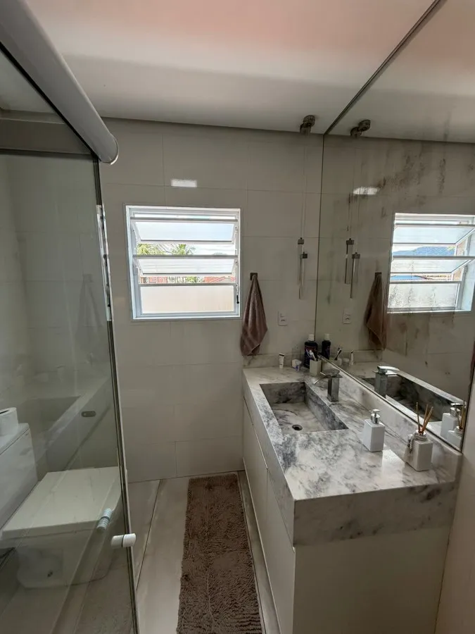Imagem Casa para Venda em Mongaguá, Jardim Praia Grande, 4 dormitórios, 4 banheiros, 5 vagas