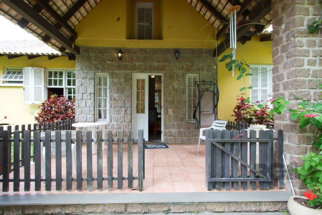 Imagem Casa com 3 quartos, suite em terreno com 7.320m² - Belem Velho