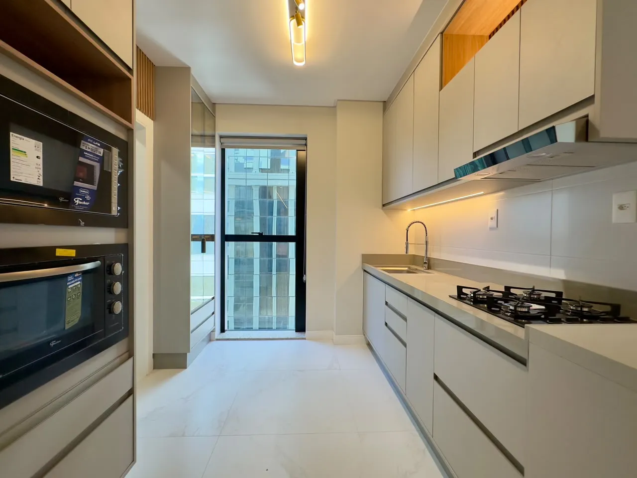Imagem Apartamento à venda com 124m2 por R$ 2.800.000,00