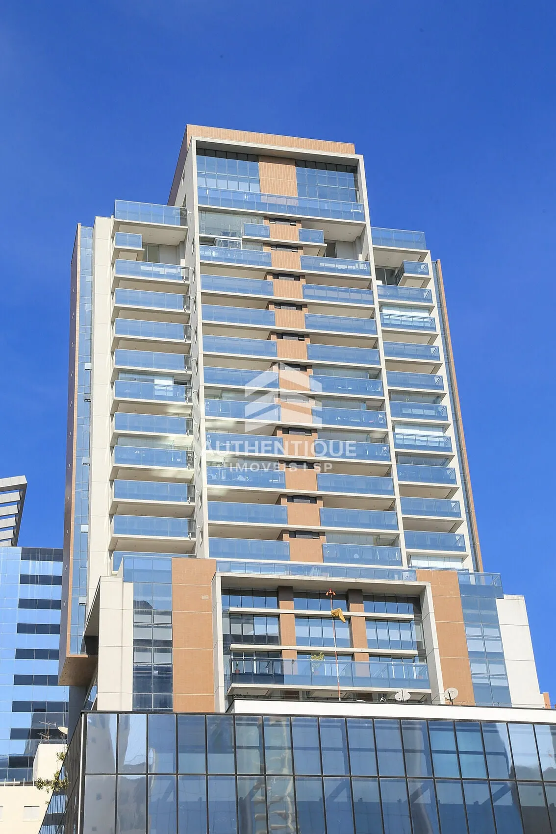 Foto do imóvel ONE ELEVEN HOME VILA OLIMPIA - Apartamento à venda em Rua Pequetita, 111 - Vila Olímpia, São Paulo - SP