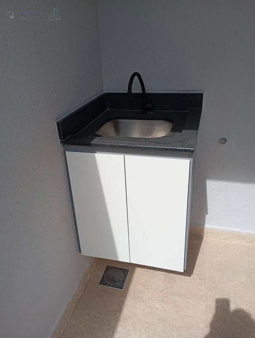Imagem "Oportunidade em condomínio fechado - conforto e segurança!"