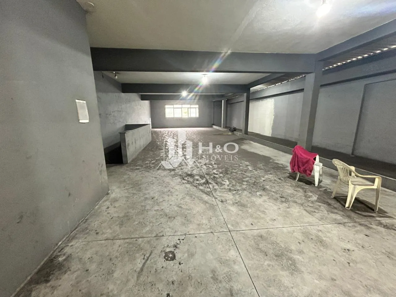 Imagem Galpão 300m² à Venda - Pé Direito Alto, Estrutura Robusta e Localização Estratégica - Parque do Carmo - R$ 1.500.000