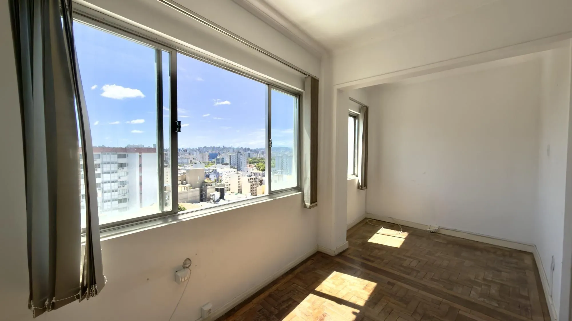 Imagem Apartamento 3 quartos para comprar no Ed. Jardim Sevigné. Centro Histórico.