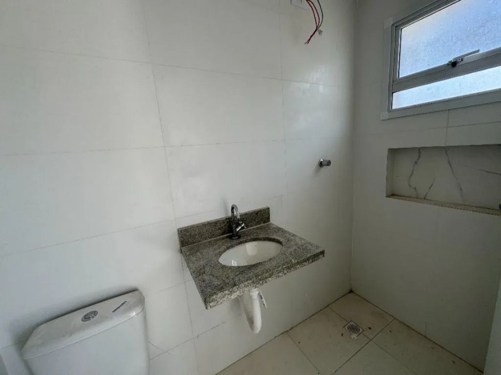 Imagem Apartamento à Venda em Guilhermina, Praia Grande - SP