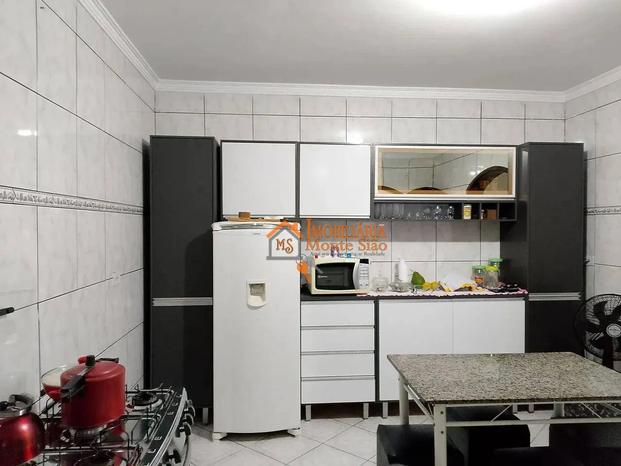 Imagem Sobrado com 3 dormitórios à venda, 250 m² por R$ 650.000,00 - Parque Maria Helena - Guarulhos/SP