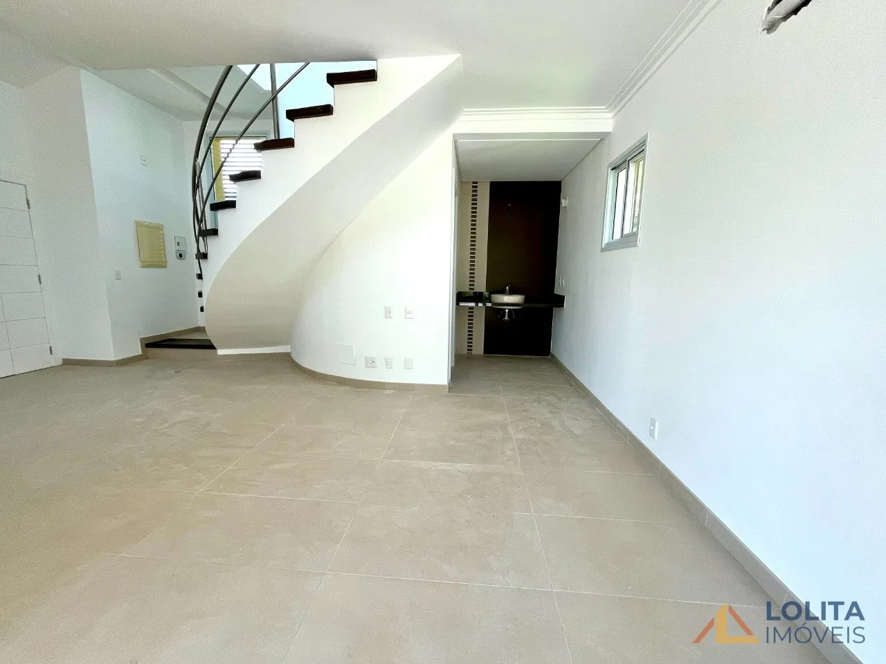 Imagem CASA EM CONDOMÍNIO À VENDA COM 109 M² NO TERMAS DO TABULEIRO, SANTO AMARO DA IMPERATRIZ/SC