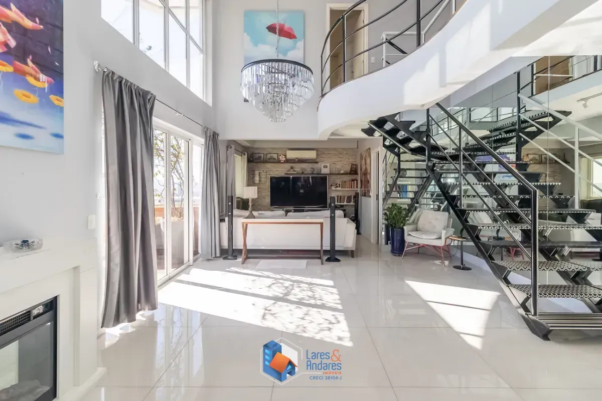 Imagem Duplex para venda em Jardim América com 2 quartos, sendo 2 suítes, 138m²