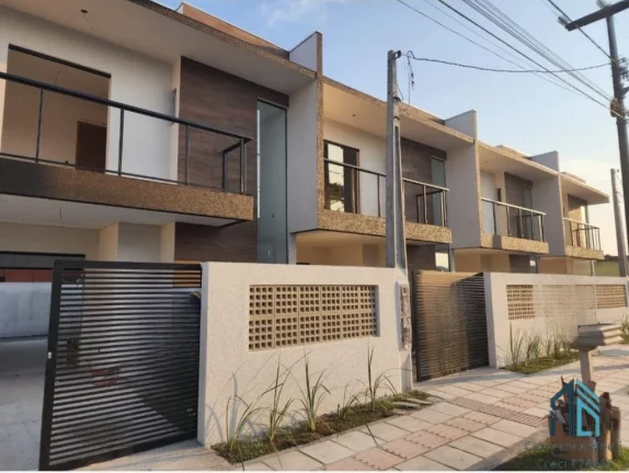 Imagem Sobrado novo 03 quartos c/suíte, arquitetura moderna, 2 quadras MAR, Nereidas em Guaratuba PR