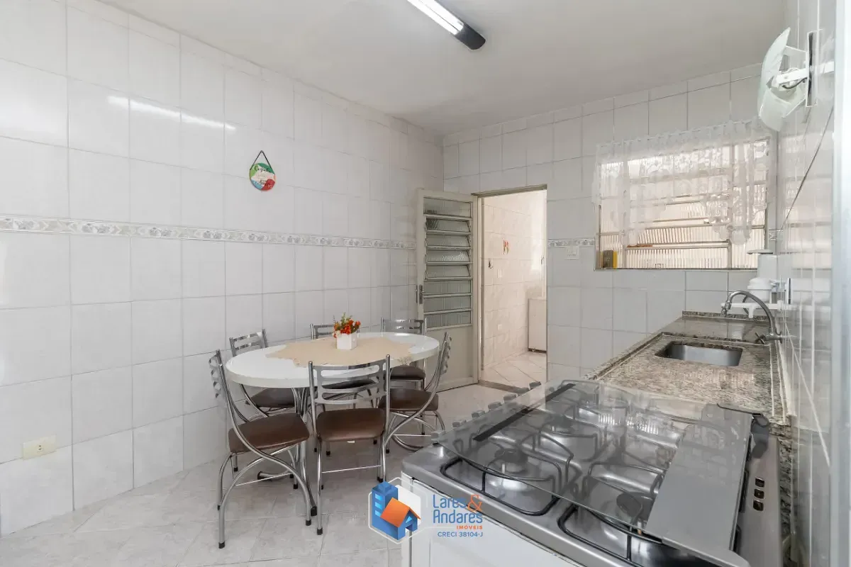 Imagem Sobrado para venda em Vila Nossa Senhora do Retiro com 6 quartos, sendo 1 suíte, 190m²