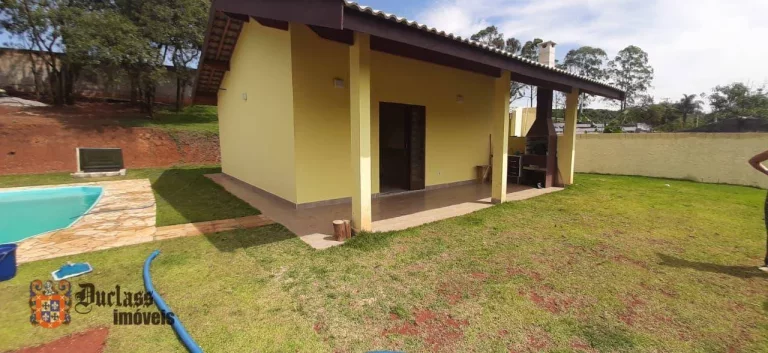 Imagem Chácara com 2 dormitórios à venda, 1220 m² por R$ 400.000,00 - Cachoeira - Atibaia/SP