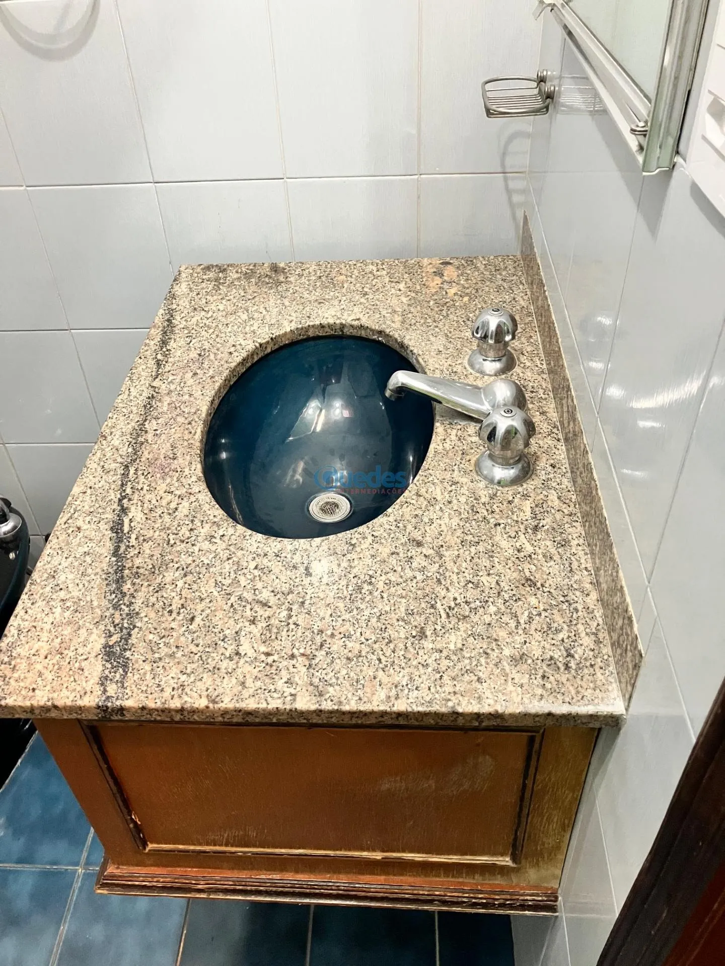 Imagem Ponto Comercial à Venda em Vila São Francisco, SP | 3 Dorms, 1 Suíte, 3 Banheiros