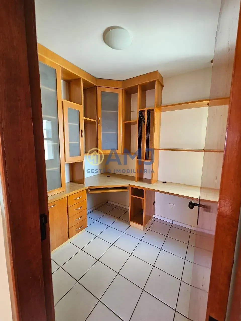 Imagem APARTAMENTO À VENDA NO SETOR BUENO | ED. SAN BERNARDO