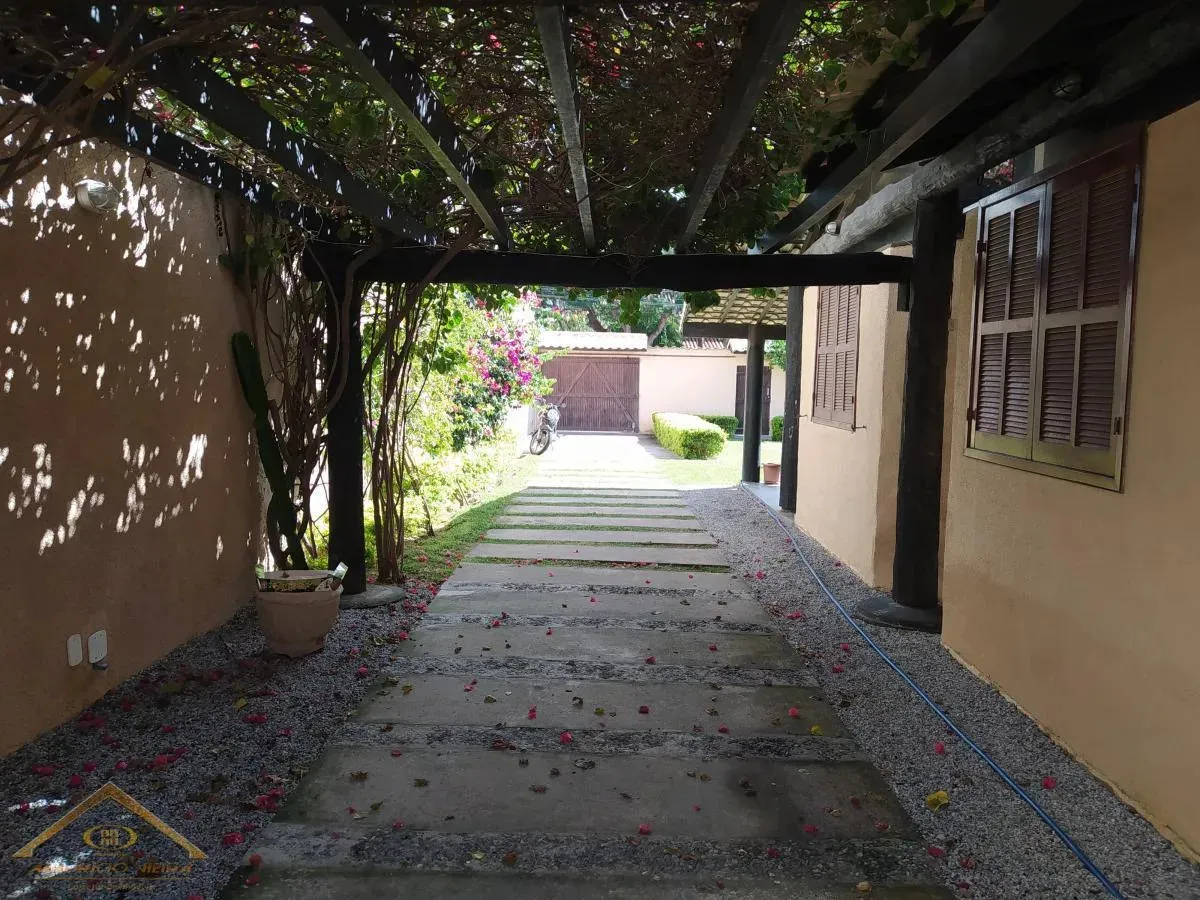 Imagem Casa para Venda em Cabo Frio / RJ no bairro Palmeiras
