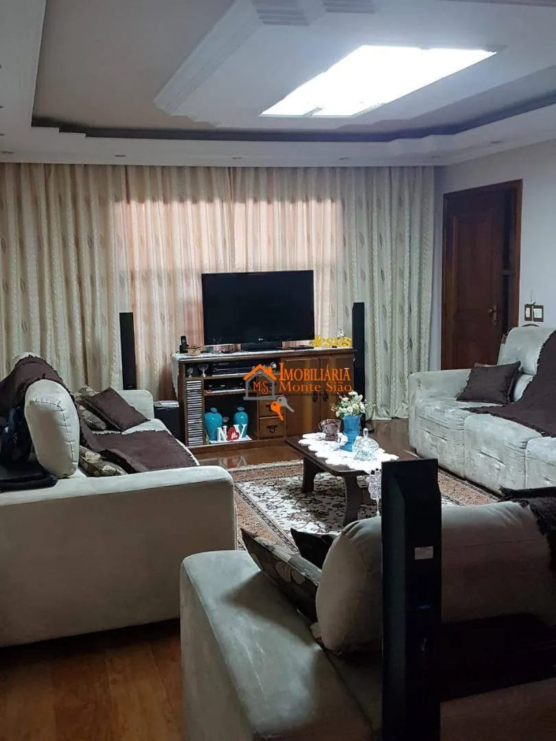 Foto do imóvel Sobrado com 4 dormitórios à venda, 275 m² por R$ 950.000,00 - Vila Barros - Guarulhos/SP