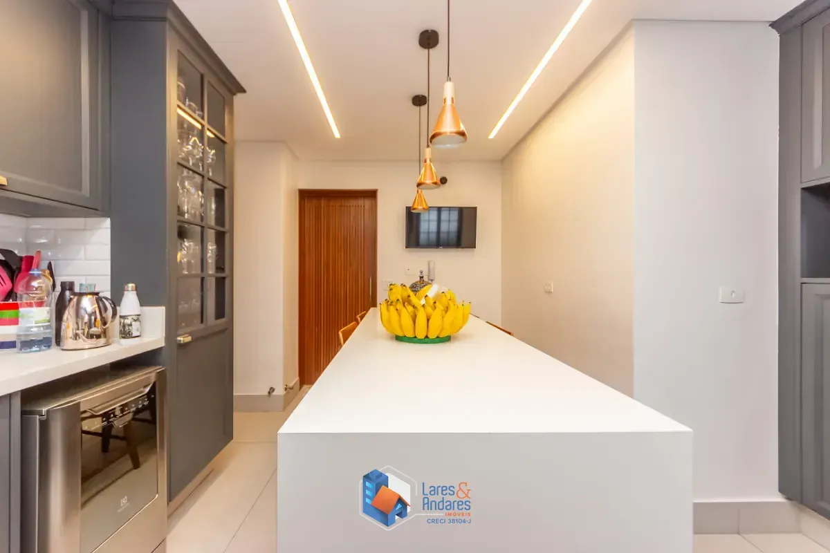 Imagem Apartamento para venda em Moema com 4 quartos, sendo 3 suítes, 162m²