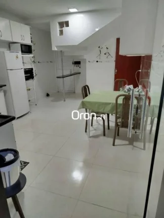 Imagem Sobrado com 4 dormitórios à venda, 300 m² por R$ 780.000,00 - Jardim Atlântico - Goiânia/GO