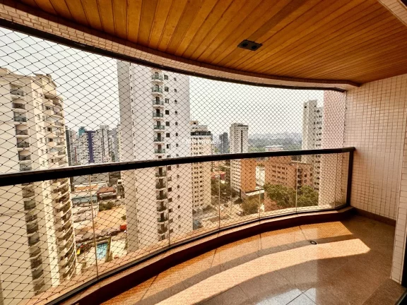 Imagem Excelente Oportunidade: Apartamento de Luxo à Venda em Indianópolis, São Paulo-SP - 2 Quartos, 2 Suítes, 3 Salas, 4 Banheiros, 3 Vagas - 150m².