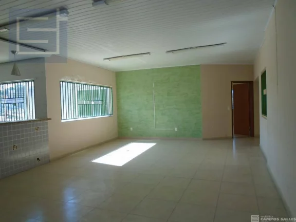 Imagem Salão para alugar por R$ 6.500/mês - Praça Coronel Olímpio Gonçalves dos Reis Centro - Socorro/SP